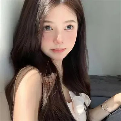 黑暗中的两个人